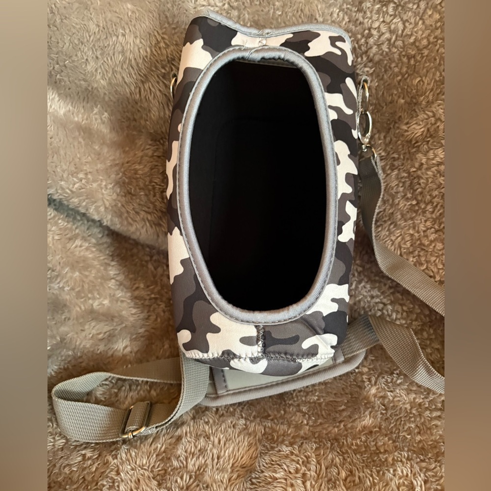 Half Gallon Water Bottle Carrier Bag, Bottle Pouch Adjustable Shoulder strap - Picture 2 of 8